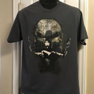 Marvel Mad Engine Skull with 2 Smoking Guns Tee
